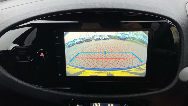 Toyota Aygo X 1.0 VVT-i Edge 5dr Petrol Hatchback